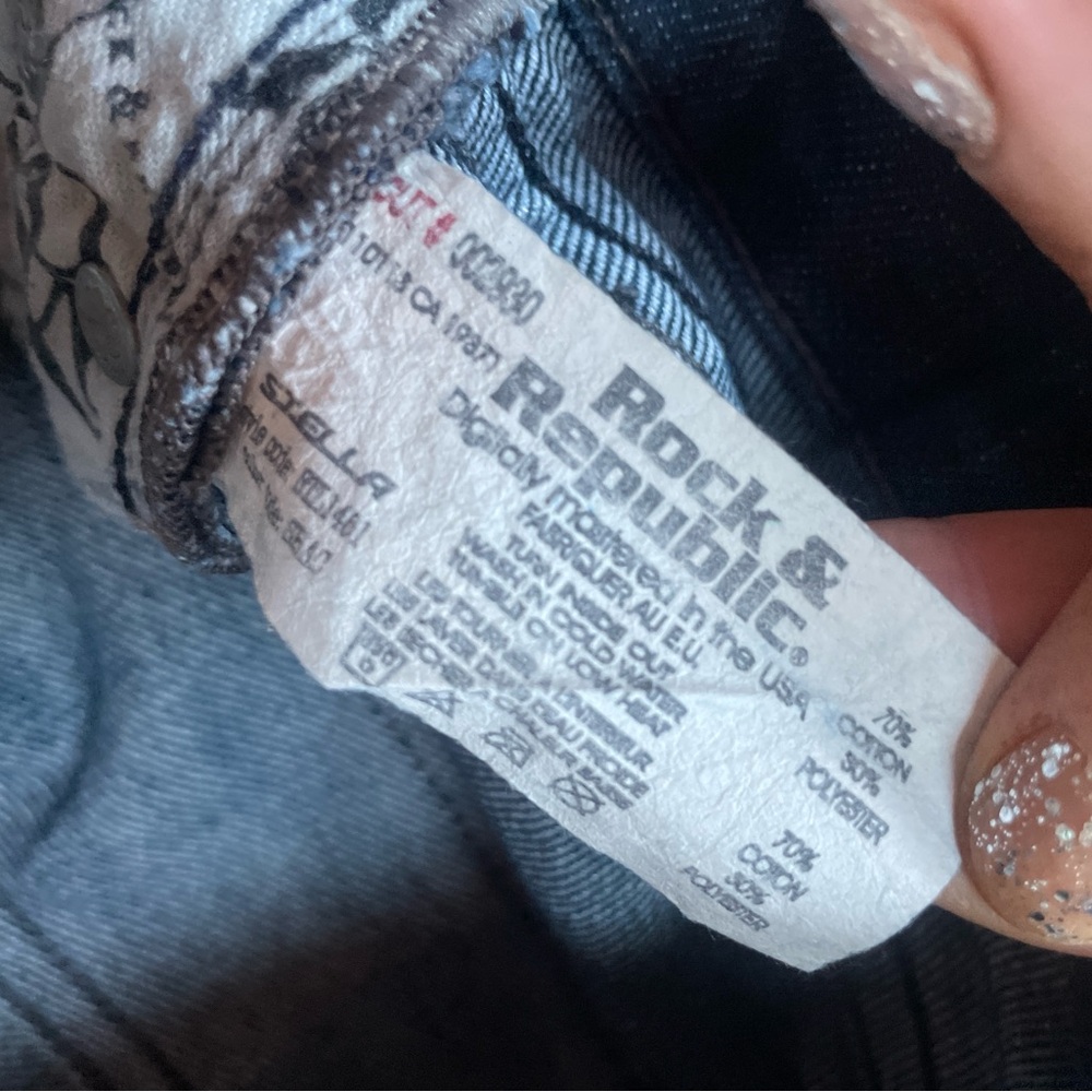 Rock & Republic Jeans - Picture 5 of 13